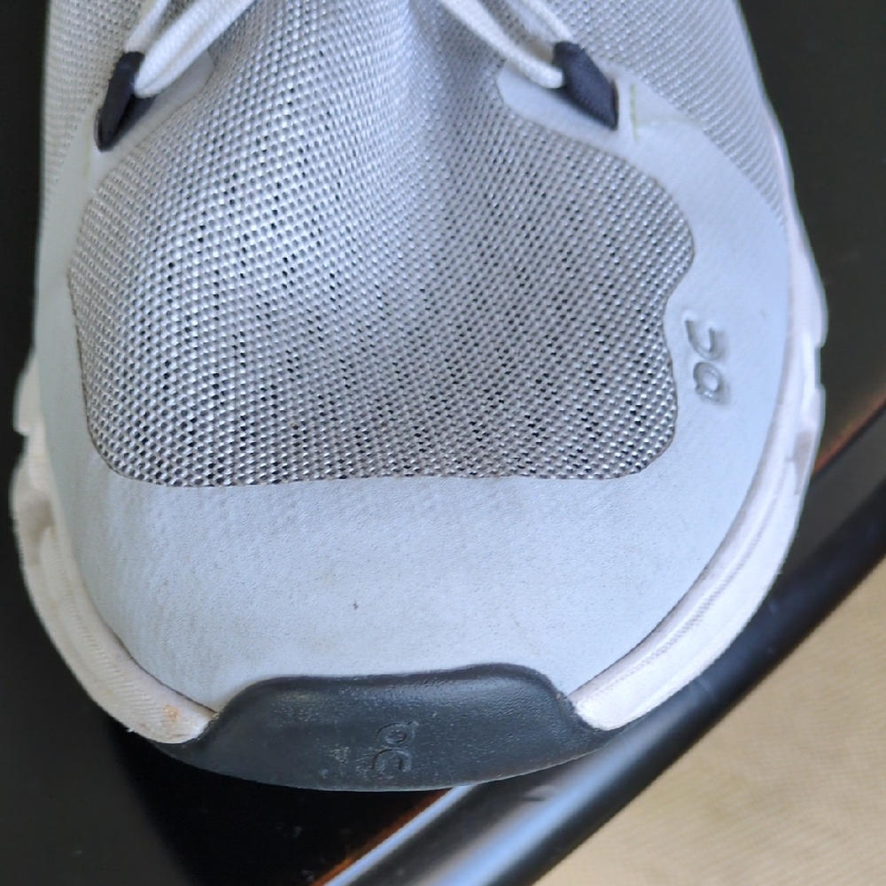 Cloudtec Sole Athletic Shoes - Picture 9 of 16